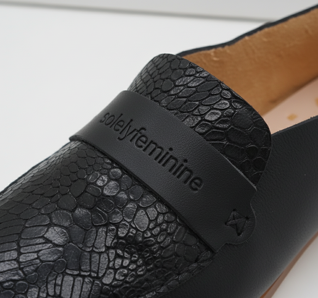 THE PENNY. BB NORI . BLACK SALAMANDER LAKE. BRASIL NERO MASK. BLACK THREAD. EDGE INKED.