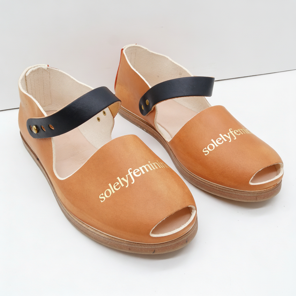 THE CATU. TOAST W NORI STRAP